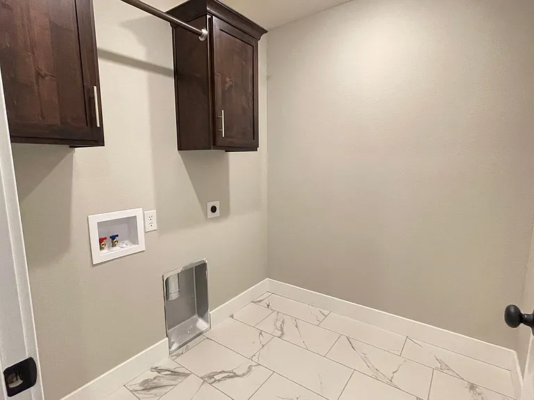 6002 S Iris Ln — Photo 15
