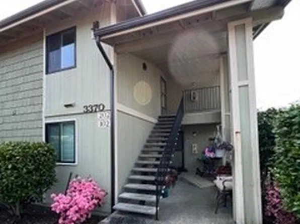3370 Narrows View Lane NE #202, Bremerton, WA 98310
