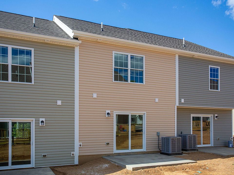 2nd image of 1309 Owen Ln