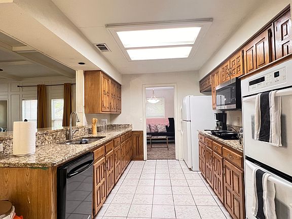 5th image of 1605 Idyllwild Ct