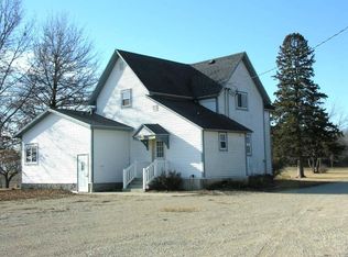 4840 Lancer Ave, Stacyville, IA 50476