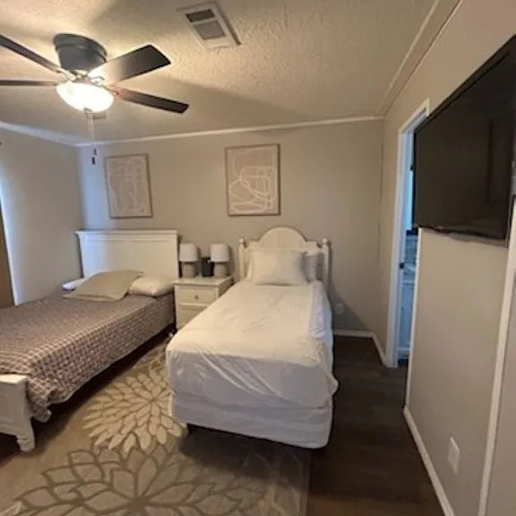 651 Hunting Club Ave — Photo 8