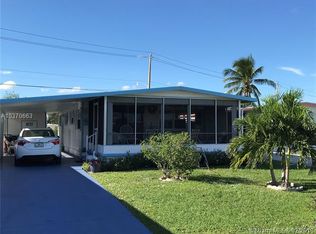 2261 SW 85th Way, Davie, FL 33324