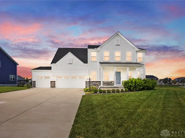 3833 Oak Creek Dr, Dayton, OH 45440