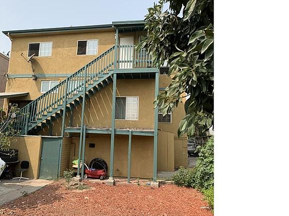 3rd image of 218 N Soto St #1