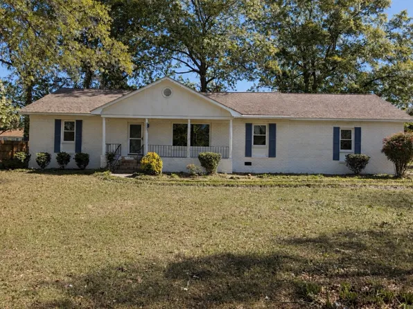 100 Rollingwood Dr, Lexington, SC 29072