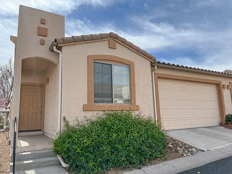 1715 Pinon Dr — Photo 1