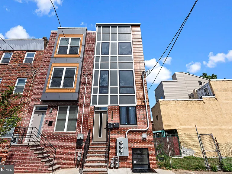 2528 N Hope St #1 — Photo 2