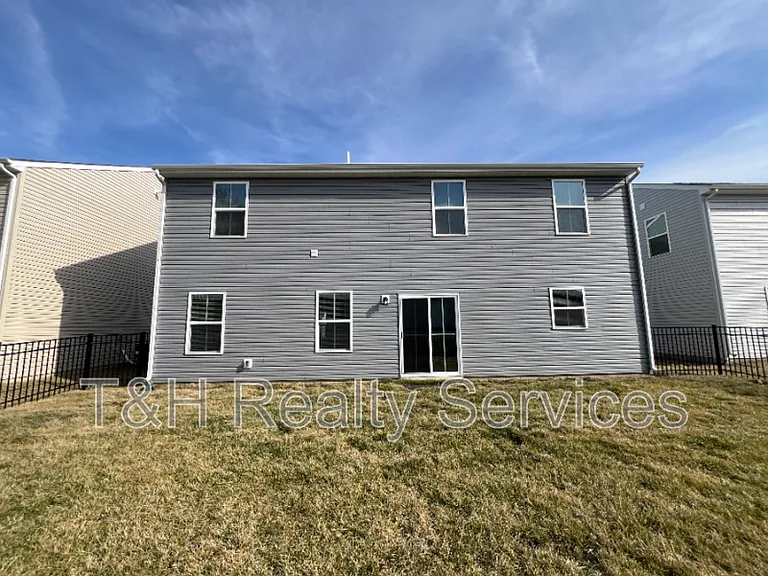 40 N Fairfield Dr — Photo 3