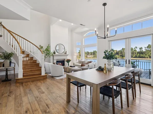 84 De Silva Island Dr, Mill Valley, CA 94941