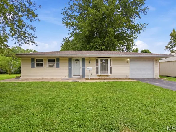 802 Cypress Ct, O Fallon, IL 62269