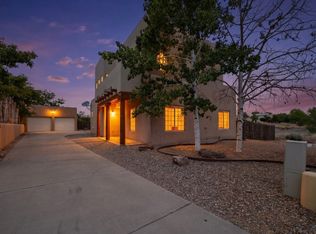 4439 Chamisa Path Rd, Santa Fe, NM 87507