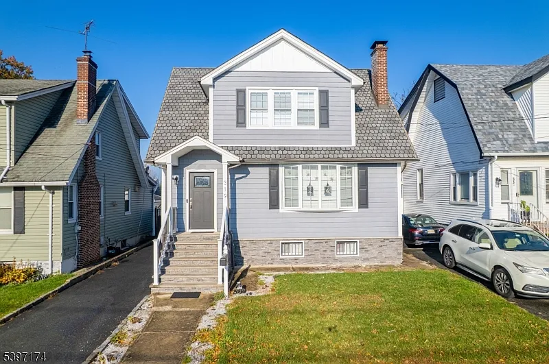 351 Union Ave
