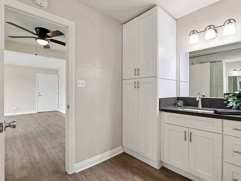 Seashore Apartment Homes — Photo 21