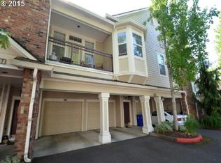 1231 NE Horizon Loop UNIT 206, Hillsboro, OR 97124