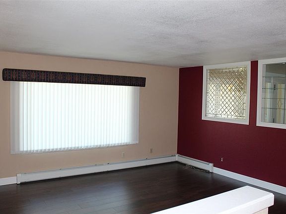 5th image of 1467 Glenwood Dr
