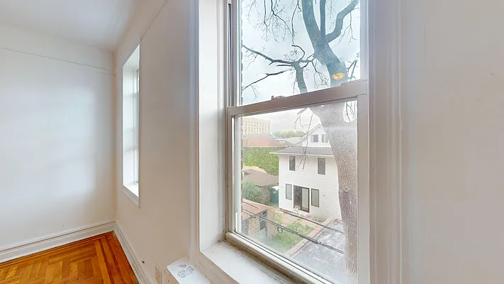 Rented by Bond New York | media 3