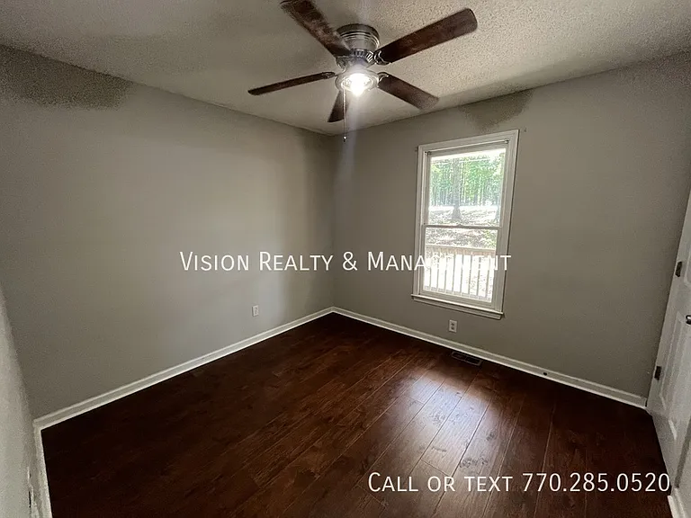 208 Wesley Chapel Rd — Photo 17