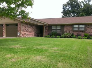 1923 W Kirby Ave, Orange, TX 77632