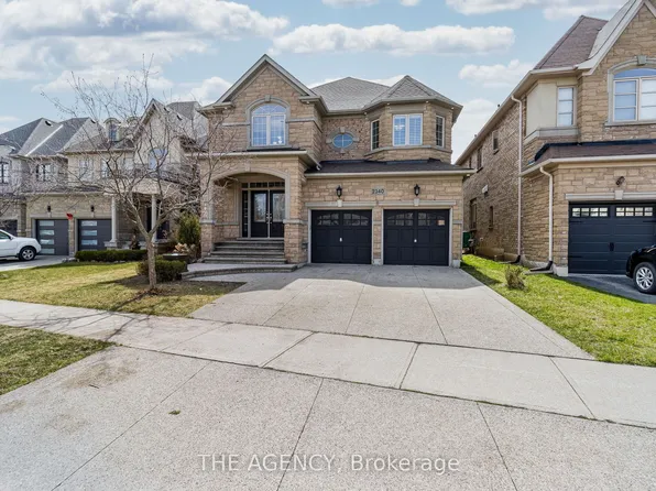 2340 Thruxton Dr, Oakville, ON L6H 0C5