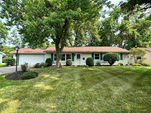 1065 W Water St, Berne, IN 46711