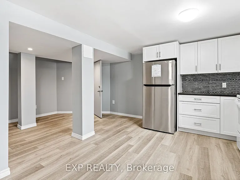 92 Margery Ave — Photo 7