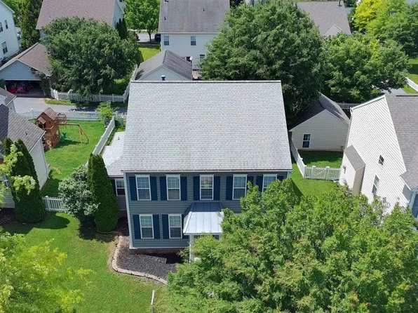 308 Braddock St, Charles Town, WV 25414