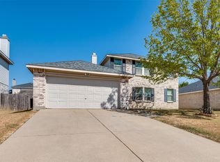 2120 W Grove Ln, Grand Prairie, TX 75052