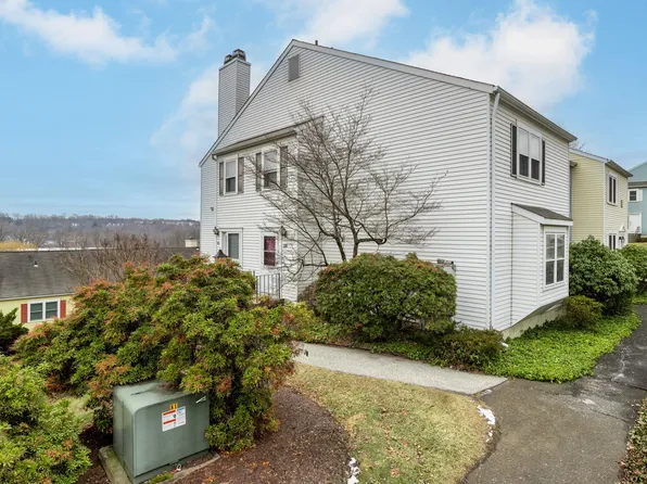 55 Mill Plain Road #4-1, Danbury, CT 06811