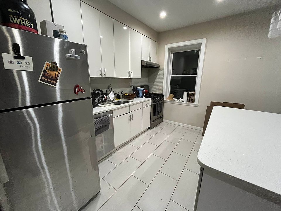 1st image of 4722 44th St APT 2R