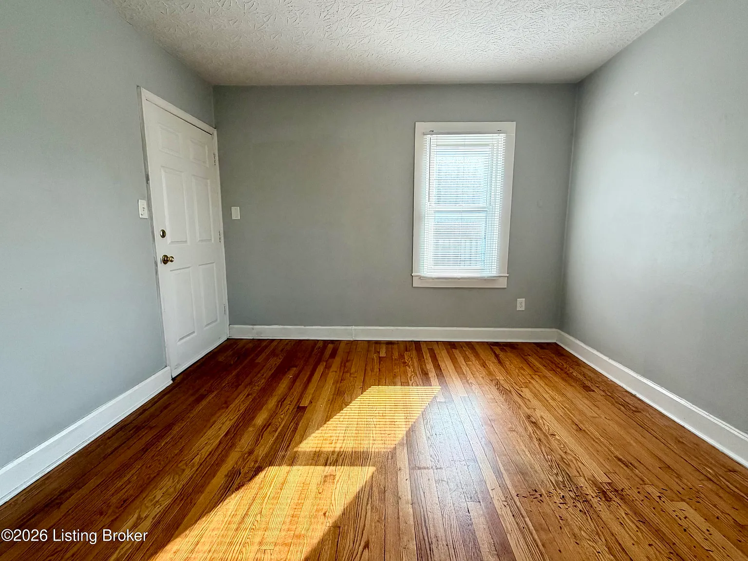 1 bed, 1.0 bath, 650 sqft, $750 — Photo 2