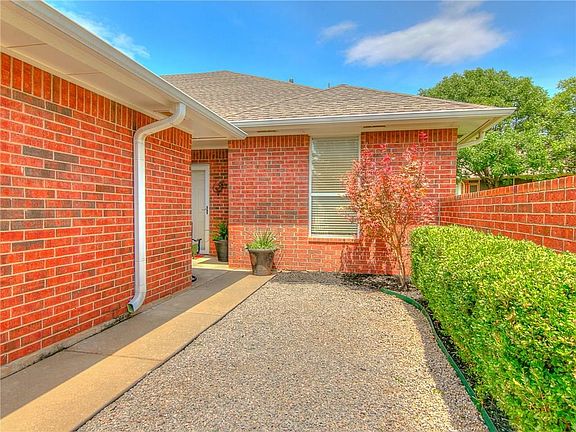 5th image of 12319 Greenlea Chase