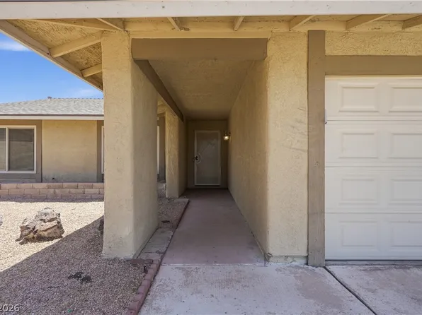 6067 Yorkshire Dr, Las Vegas, NV 89156