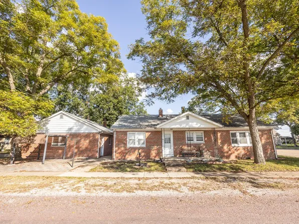 601 E Main St, Mascoutah, IL 62258