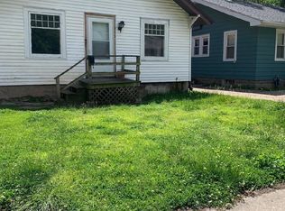 935 W Marietta St, Decatur, IL 62522