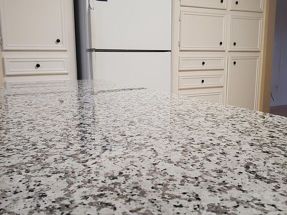 New Granite countertops.