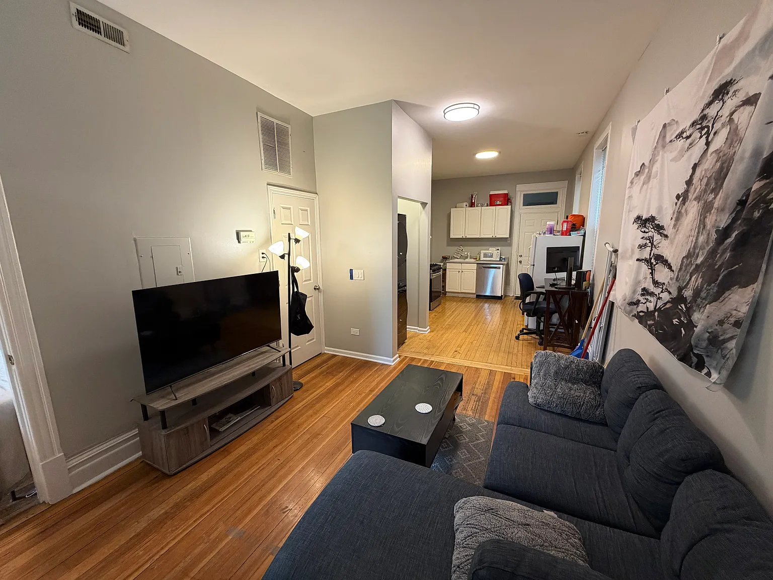 2 bed, 800 sqft, $1,150 — Photo 2