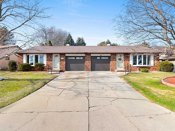 3rd image of 2796 Cormier Rd