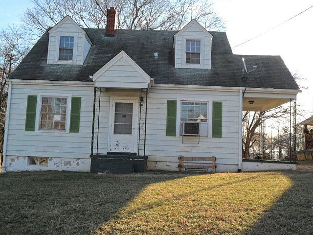 1st image of 819 Keel St