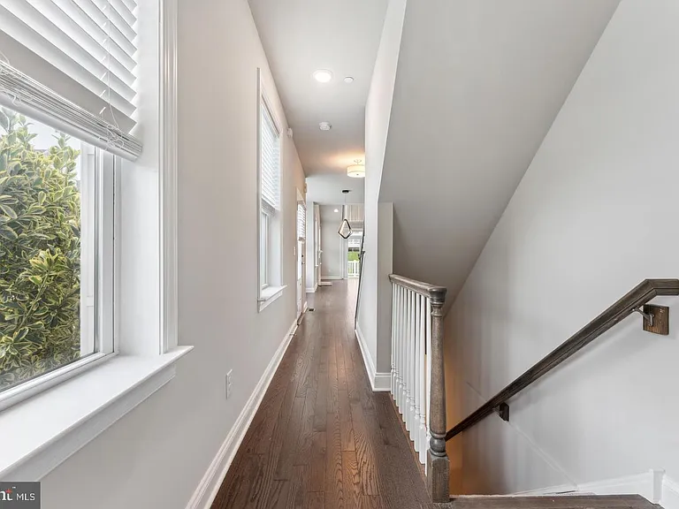 38 Lacey Ln — Photo 22