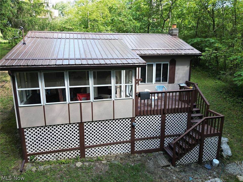 1st image of 34370 Edgewater Park Rd