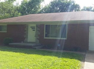 15 Sharilane Dr, Fairview Heights, IL 62208