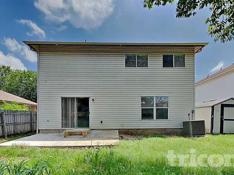 8055 Chestnut Cedar Dr — Photo 15