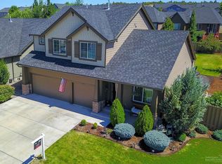 2734 SW 50th St, Redmond, OR 97756