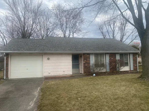812 Daisy Dr, Wapakoneta, OH 45895
