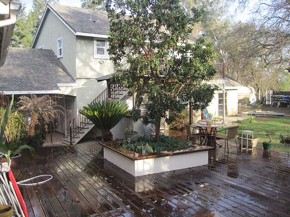 Backyard and Deck Area