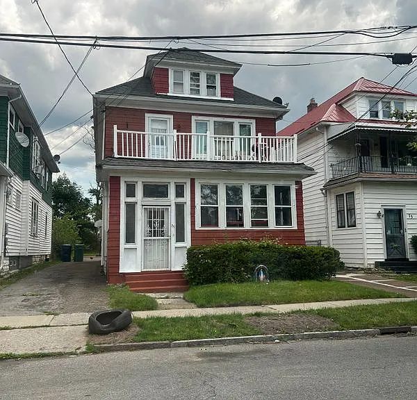 81 Saint Florian St #LOWER — Photo 11