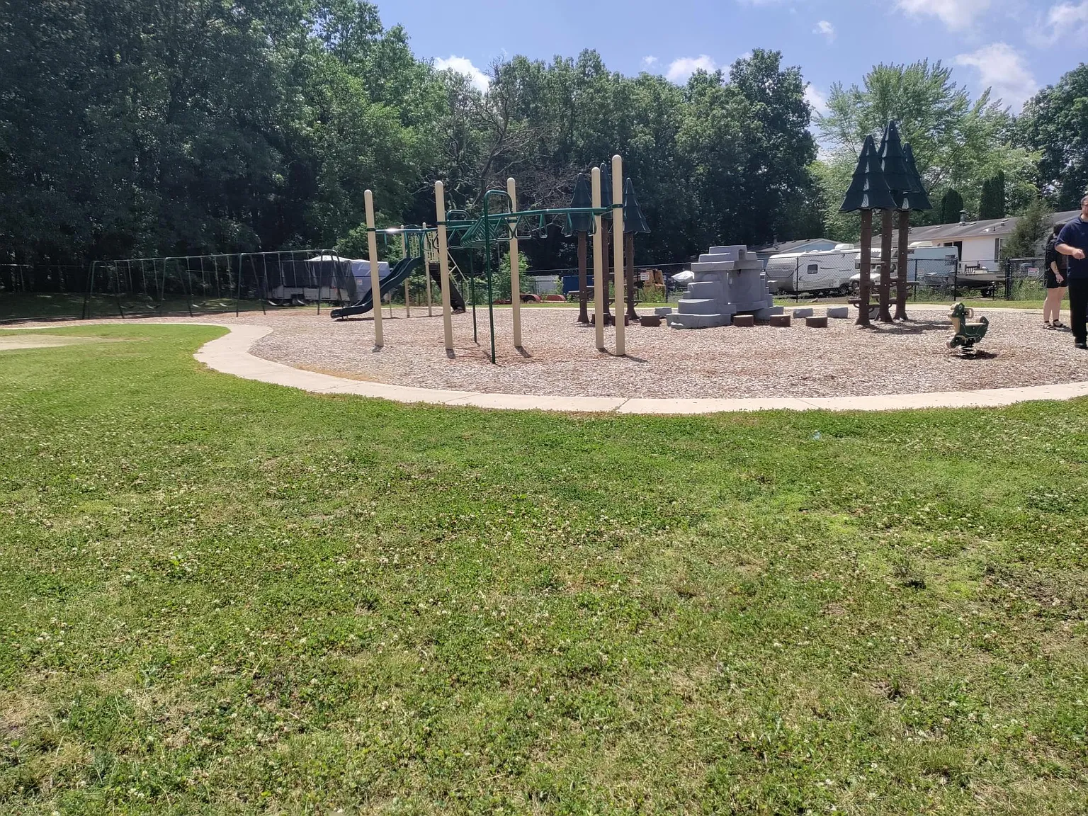 Woodland Estates (MI) — Photo 4