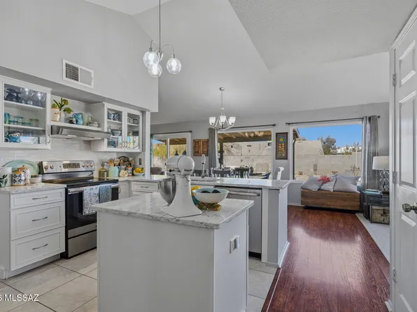 4802 W Ferret Dr, Tucson, AZ 85742