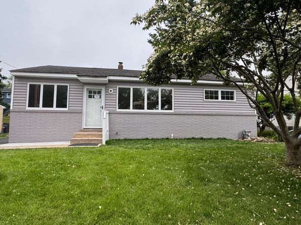108 Fern Ave